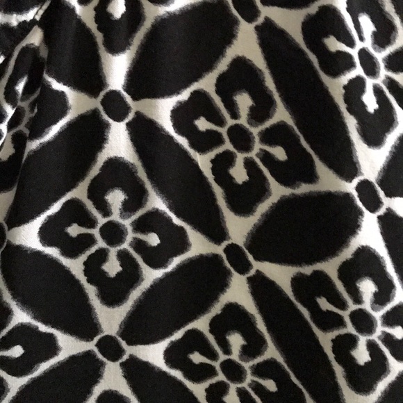 Top - Picture 4 of 4